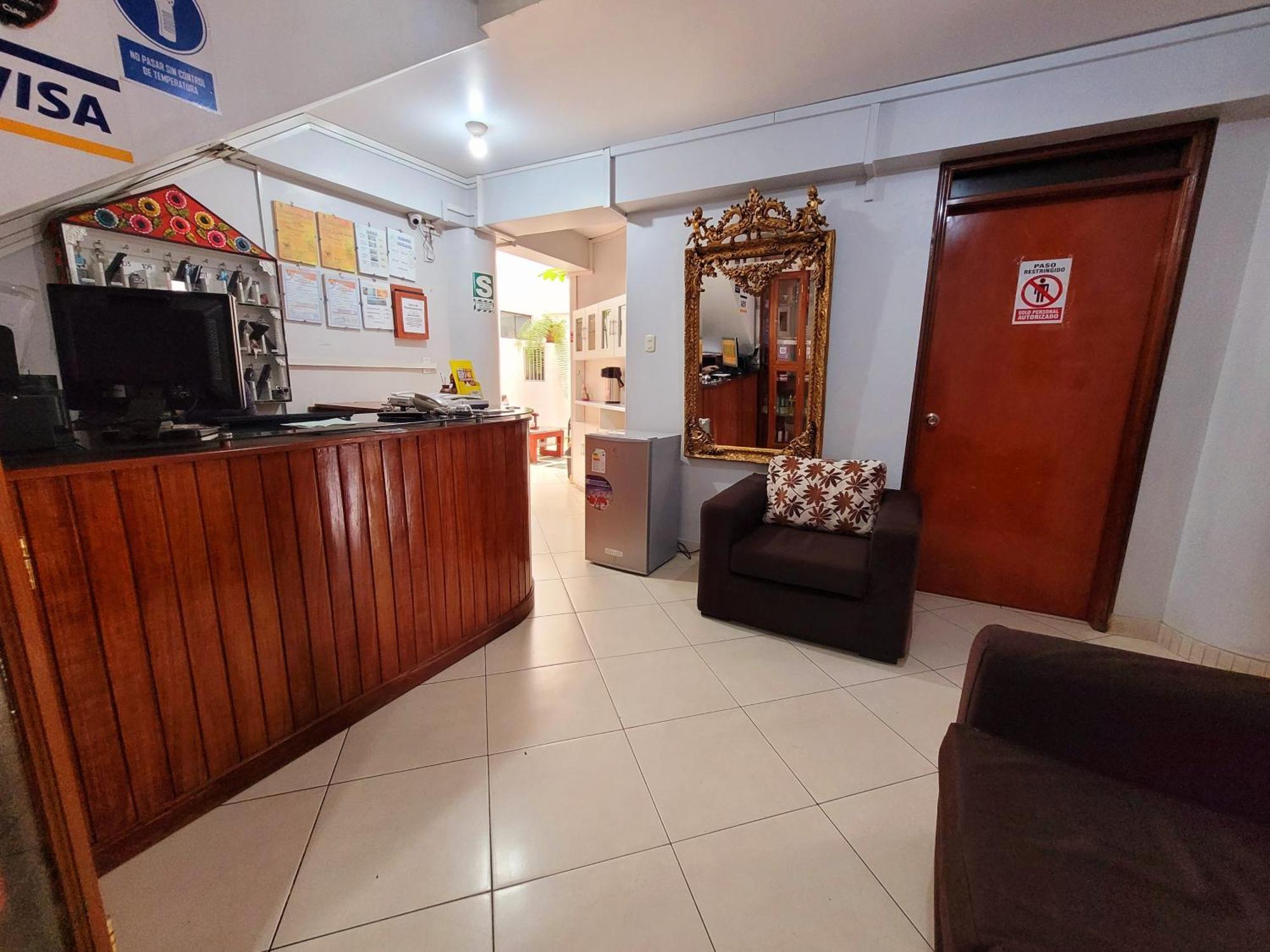 Illari Wari - Hotel Sauna Ayacucho Bagian luar foto